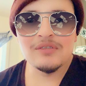 Meet your Posher, Noe